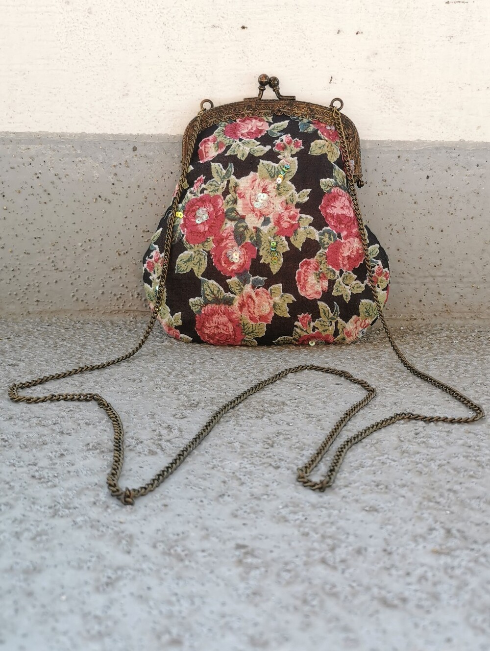 Vintage Floral Kiss Lock Evening Purse Victorian Style Chain Handbag